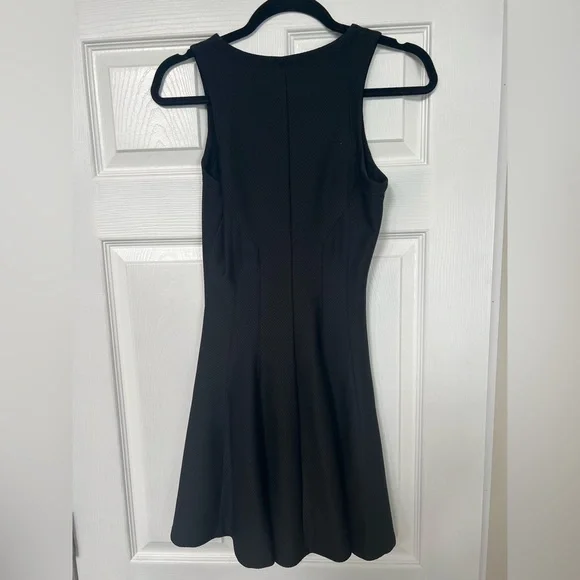 Black Bar III dress - Picture 3 of 4